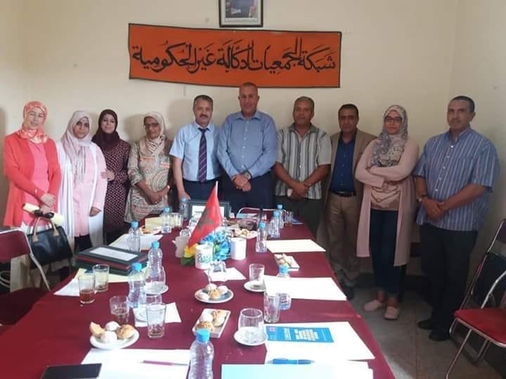 سيدي بنور:شبكة الجمعيات الدكالية غير الحكومية تجتمع لدراسة برنامج دعم المجتمع المدني التابع للاتحاد الأوروبي و المنسقة الإقليمية