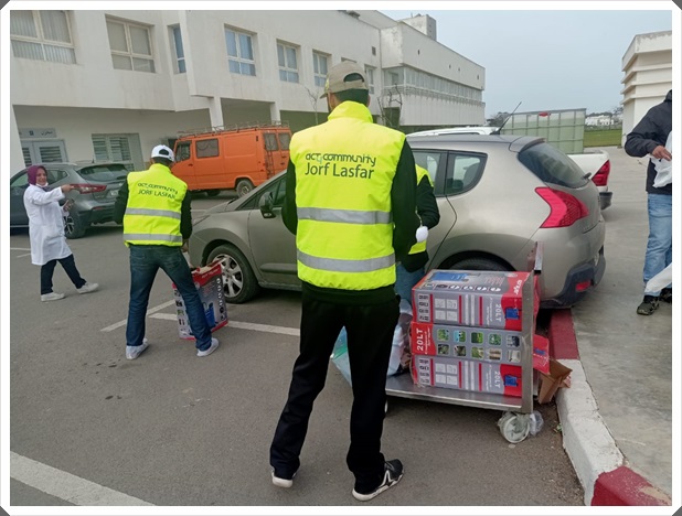 تحت اشراف عمالة الجديدة , متطوعو act4community التابع للمجمع الصناعي للفوسفاط بالجرف الاصفر يبدأون عملية لتعقيم مرافق المستشفى الاقليمي محمد الخامس بالجديدة من أجل محاصرة “كورونا”