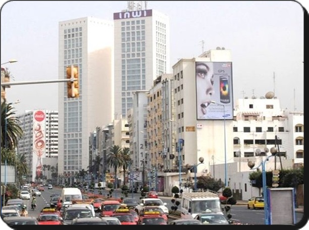 الدار البيضاء تمنع العابرين من دخولها و تدعوهم الى تركها تنعم بنقاهتها