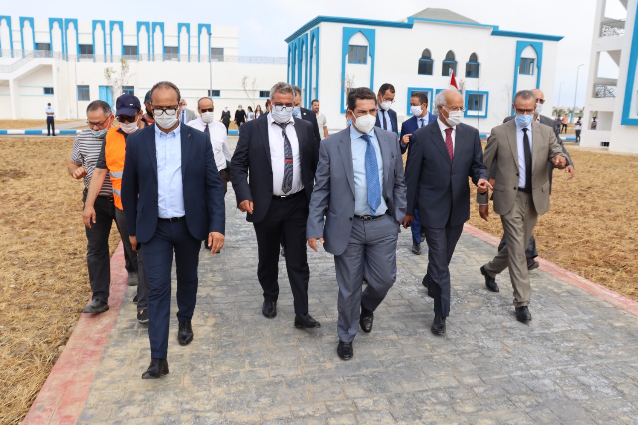 سعيد امزازي يقف رفقة مسؤولين بوزارة التربية الوطنية على فعاليات اليوم الجهوي بتطوان