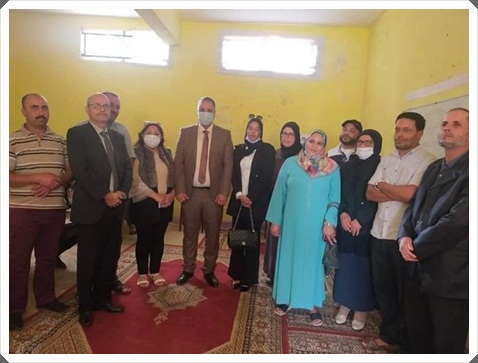 المدير الاقليمي لوزارة التربية الوطنية يقوم بزيارة لمركز التربية غير النظامية الأساس بالجماعة الترابية الحوزية