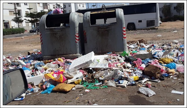 الجديدة:تراكم النفايات يطوق عنق المجلس البلدي و يضعه في موقف حرج