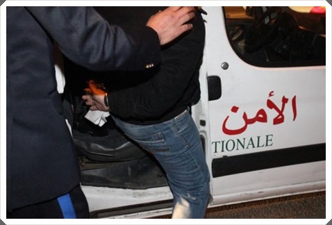 شخص من ذوي السوابق القضائية بين يدي عناصر المصلحة الولائية للشرطة القضائية لهذه الأسباب