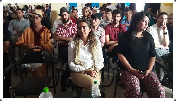 الثانوية الاعدادية مولاي اسماعيل بسيدي بنور تنظم حفل التميز للتلاميذ المتفوقين و تكرم المنتقلين من أساتذتها
