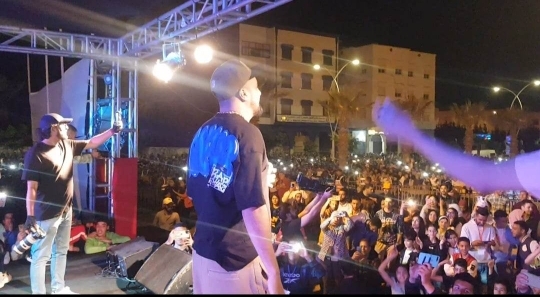 المهرجان الدولي للفن التشكيلي يختتم نسخته الاولى بسهرة فنية كبرى
