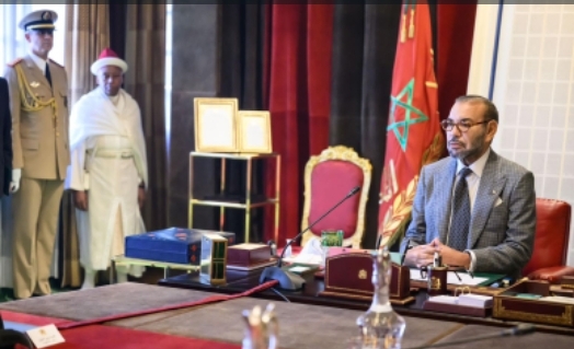 الملك محمد السادس يترأس بالقصر الملكي بالرباط جلسة عمل خصصت لبرنامج إعادة البناء والتأهيل العام للمناطق المتضررة من زلزال الحوز