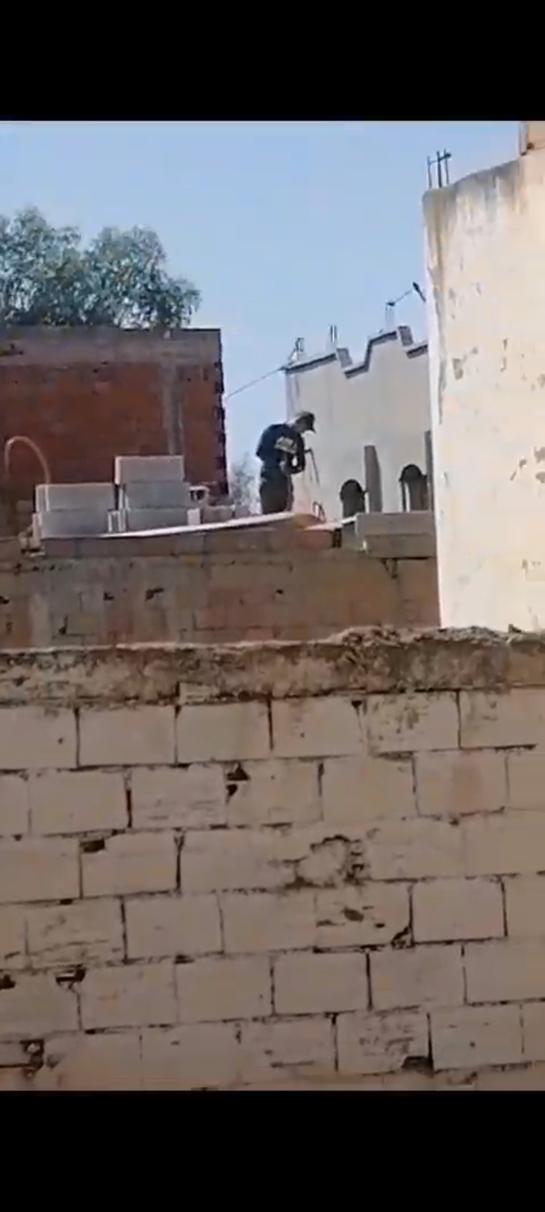 هل يعلم باشا دار الكداري ما يقوم به المقدم عبد اللطيف بالحي السكني البطابطة ؟