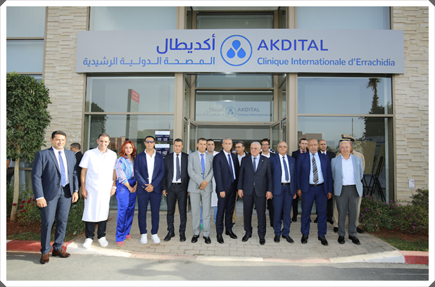 M. Yahdih Bouchaab, Wali de la région de Drâa-Tafilalet, gouverneur de la province d’Errachidia et Dr. Rochdi TALIB, Président-Directeur Général du Groupe AKDITAL inaugurent la Clinique Internationale d’Errachidia dans la région de Drâa Tafilalet