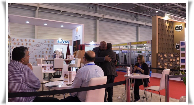 منتوجات الرحامنة تتألق في معرض الدواجن بالجديدة: “الزعيم لإنتاج البيض” نموذج للجودة والابتكار