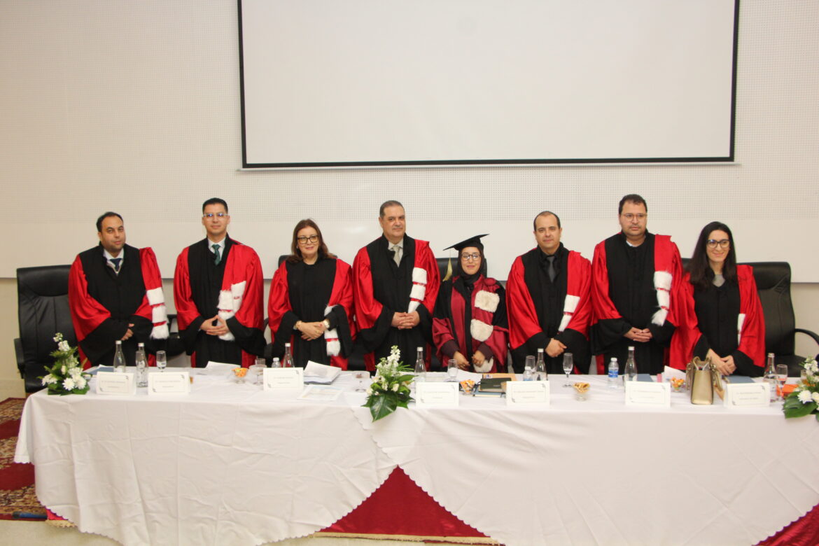 جامعة شعيب الدكالي تسجل سابقة تاريخية: كلية العلوم القانونية والاقتصادية والاجتماعية بالجديدة تحتفي بأول أطروحة دكتوراه باللغة الإنجليزية في العلوم الاقتصادية